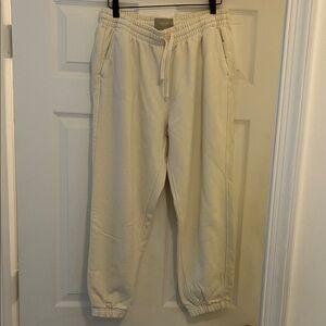 Everlane 100% organic cotton VGC ecru Jogger Pants